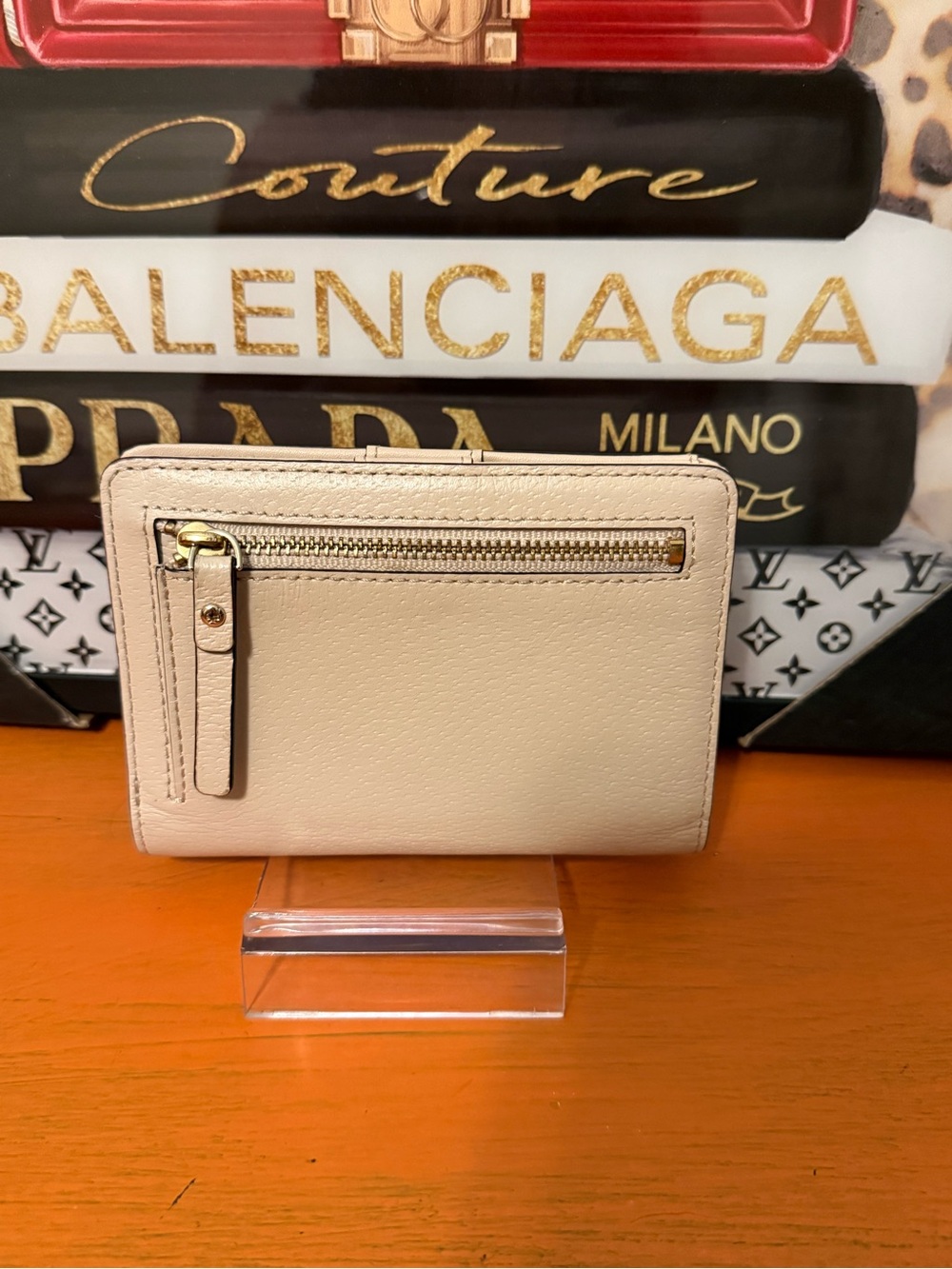 Kate Spade Cream Leather Compact Wallet-EUC - Picture 3 of 9